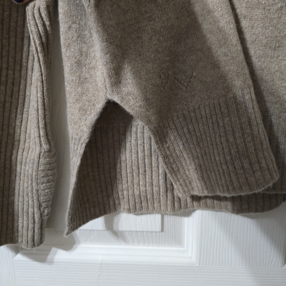 Zadig & Voltaire Alma Give Me Love Oversized Turtleneck Sweater, 100% Wool, EUC! - Picture 8 of 15